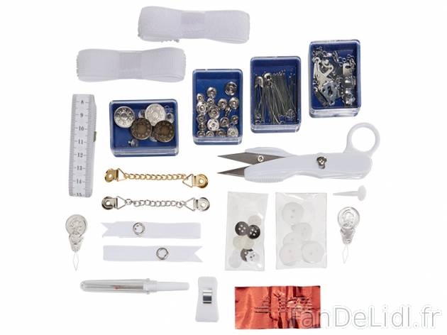 Mercerie ou set de fil à coudre , prezzo 5.49 € per Le set au choix 
- Mercerie ...