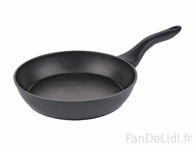 Poêle en aluminium , le prix 9.99 € 
- Ø env. 24 cm 
- Épaisseur du fond ...
