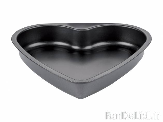 Plaque, plat à four ou moule , le prix 2.99 € 
- 3 modèles au choix : moule ...