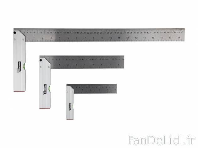 Set d’équerres, niveau à bulle ou guide de coupe , le prix 6.99 € 
- Set ...