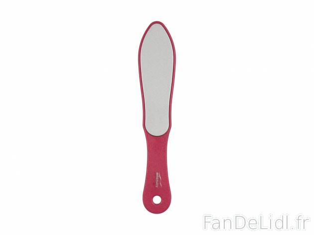 Accessoire de pédicure , le prix 1.99 € 
- Au choix : lime pour pieds ou râpe ...