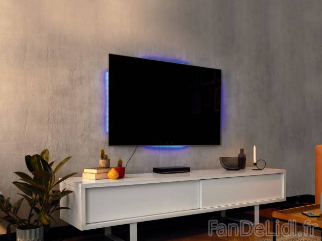 Kit de rétro-éclairage pour TV , le prix 7.99 € 
- 4 bandes LED autocollantes ...