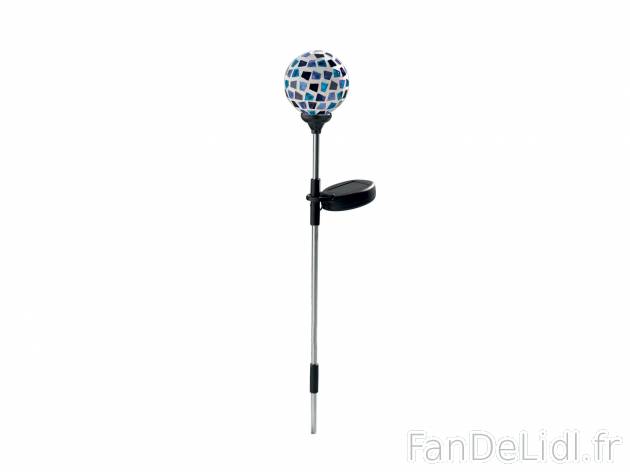 Lampe à LED , le prix 4.99 € 
- S’allume automatiquement à la tombée de ...