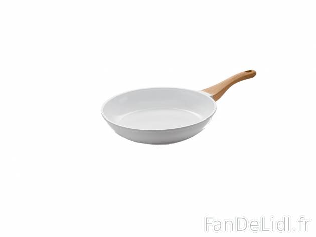 Poêle en fonte d’aluminium , le prix 14.99 € 
Au choix :
- Poêle ronde : ...