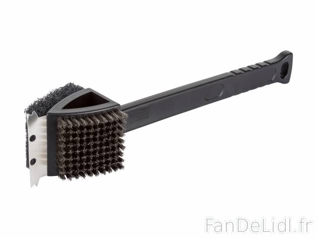 Brosse 3 en 1 pour barbecue , le prix 1.99 &#8364; 
- &Eacute;ponge abrasive
- ...
