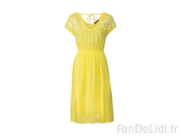 Robe , le prix 9.99 € 
- Du 36 au 46 selon modèle.
- Ex. dessus 100 % viscose ...