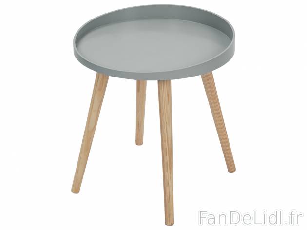 Table d’appoint , le prix 13.99 &#8364; 
- Le + produit : montage facile sans ...