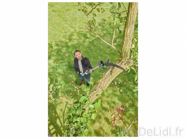 Coupe-branches télescopique avec scie , le prix 14.99 € 
- 2 OUTILS DE COUPE ...