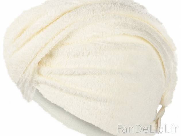 Serviette turban avec bouton , le prix 3.99 € 
- Ex. 65 % coton et 35 % viscose
- ...