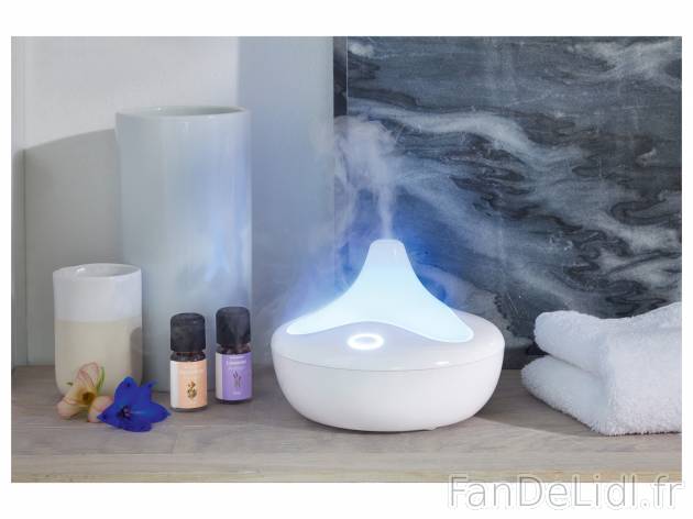 Diffuseur de brume , le prix 19.99 € 
- Pour une ambiance bien-être
- 1 huile ...