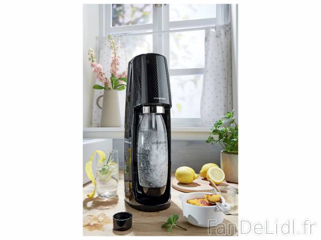 Gazéificateur d’eau , le prix 49.99 € 
- Sans BPA
- 1 bouteille d’env. ...