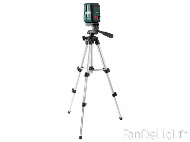 Niveau laser en croix avec trépied Parkside, le prix 29.99 € 
- Pour des travaux ...