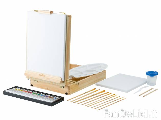 Mallette avec chevalet de table , le prix 26.99 € 
- 52 pièces
- En pin huilé
- ...