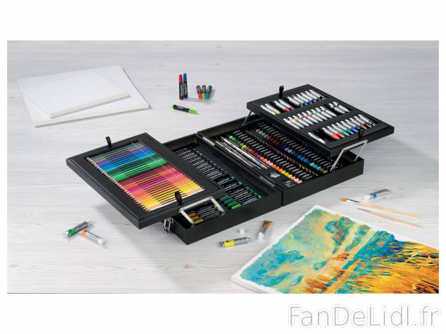 Coffret à dessin et peinture , le prix 39.99 € 
- 174 pièces
- Fermé : env. ...