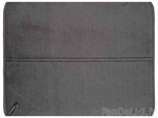 Tapis égouttoir , le prix 2.99 € 
- Env. 44 x 36 cm
- 2 surfaces différentes ...