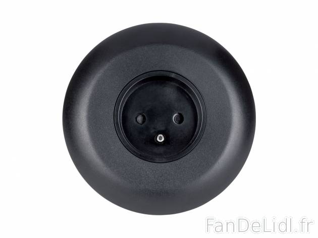 Prise électrique avec ports USB , le prix 11.99 € 
- Pour CHARGER des appareils ...