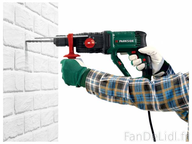 Perforateur burineur PBH 1050 C3, le prix 49.99 € 
- 1 050 W
- Force de frappe ...