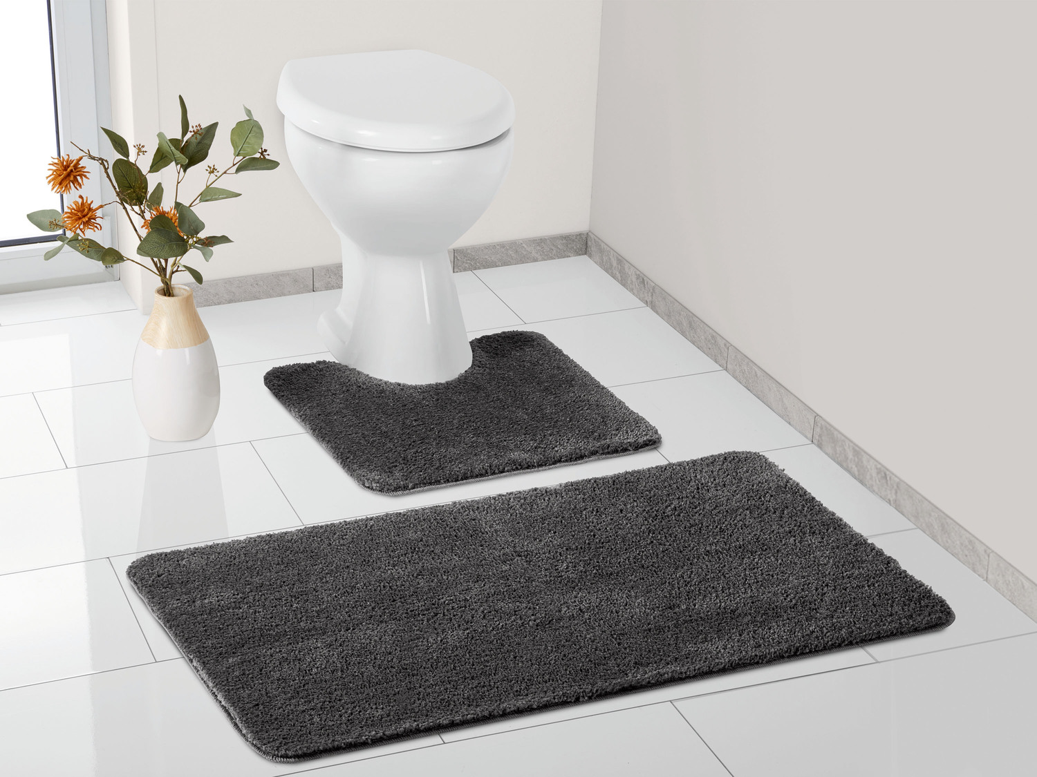 Tapis WC et salle de bains en microfibre , le prix 7.99 €
- Microfibre
- Set ...