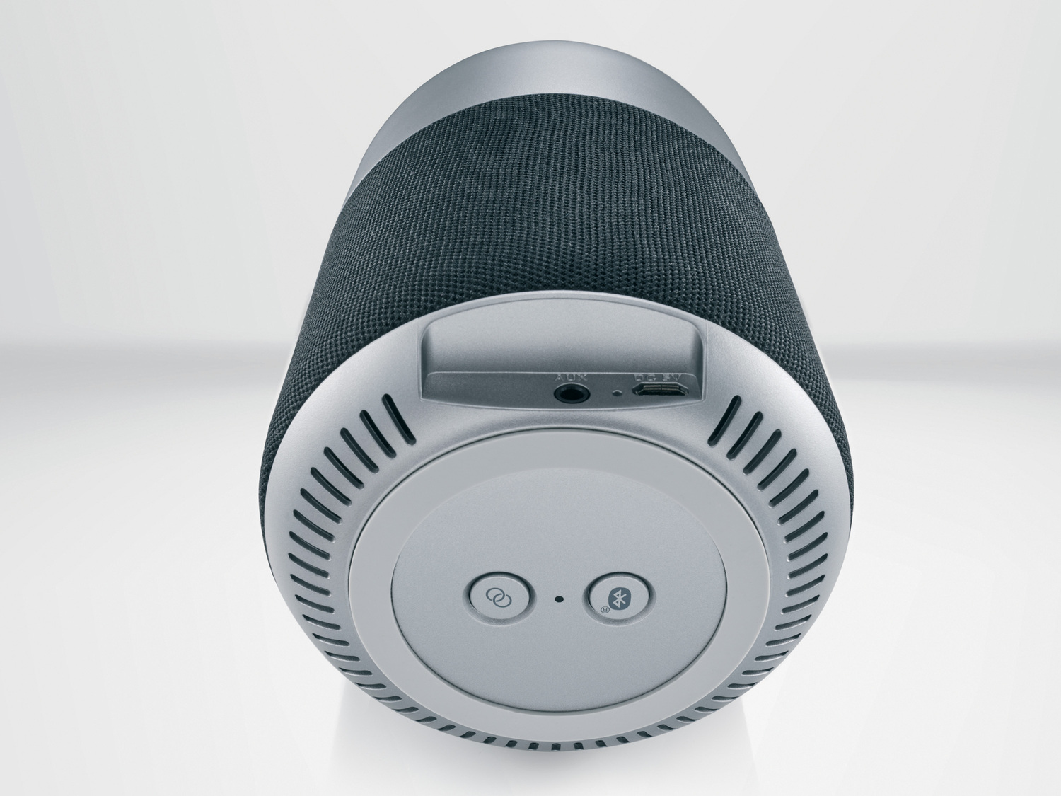 Enceinte Bluetooth® , le prix 24.99 €
- Batterie intégrée pour jusqu'à ...