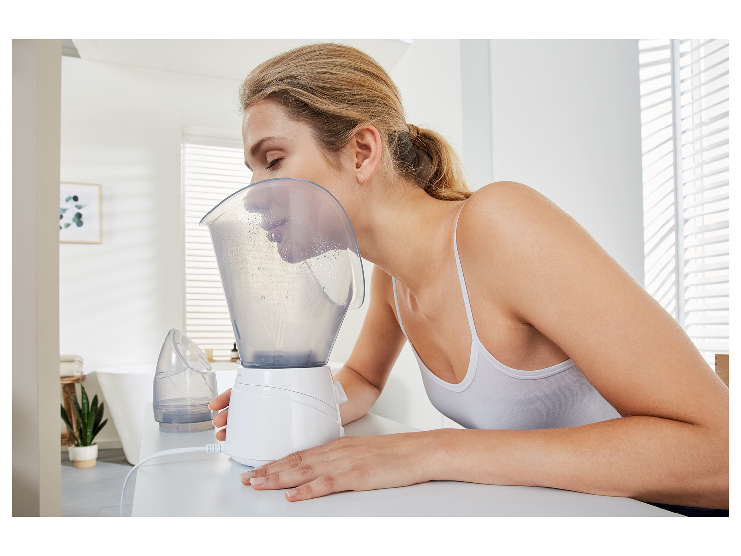 Sauna facial , le prix 14.99 €
- Pour le soin du visage et les inhalations
- ...