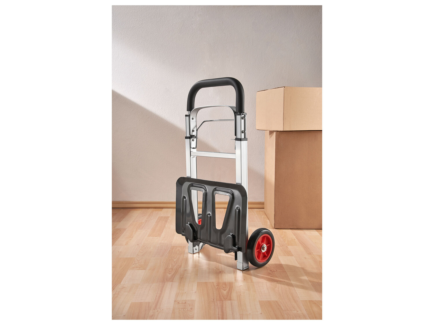 Diable en aluminium , le prix 21.99 €
- En aluminium
- Env. 39 x 108 x 40,6 ...