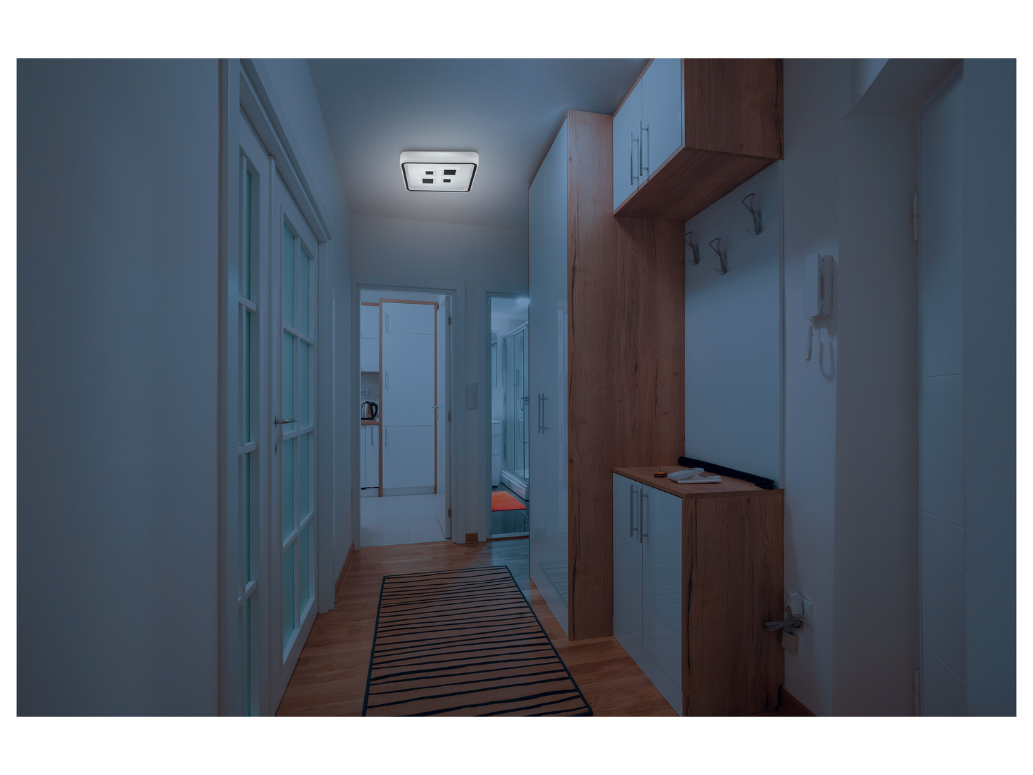 Plafonnier à LED avec fonction veilleuse chez , le prix 24.99 €
- Env. 38,5 ...