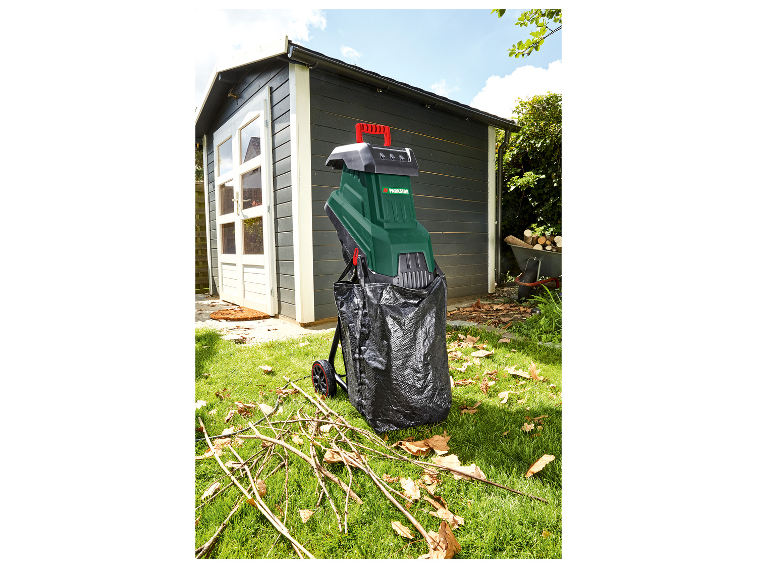 Broyeur de végétaux Parkside, le prix 79.99 €
- Pour broyer des déchets végétaux, ...