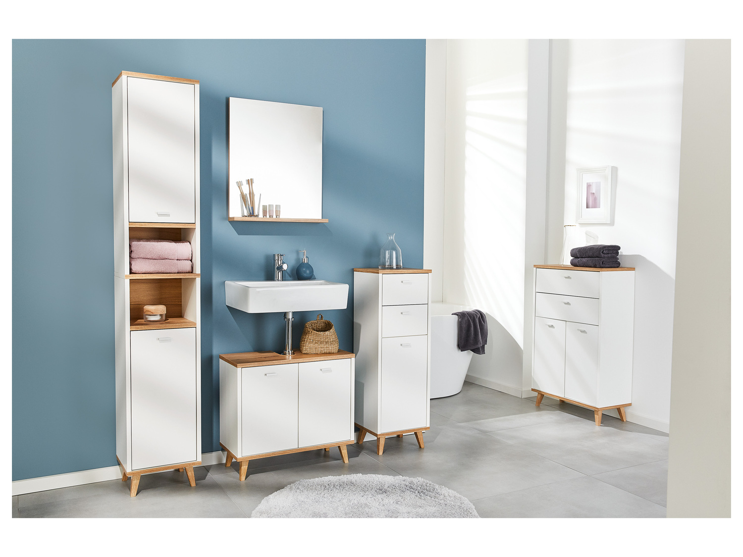 Meuble sous-vasque chêne/blanc , le prix 26.99 €
- Env. 55 x 60 x 28 cm (H x ...