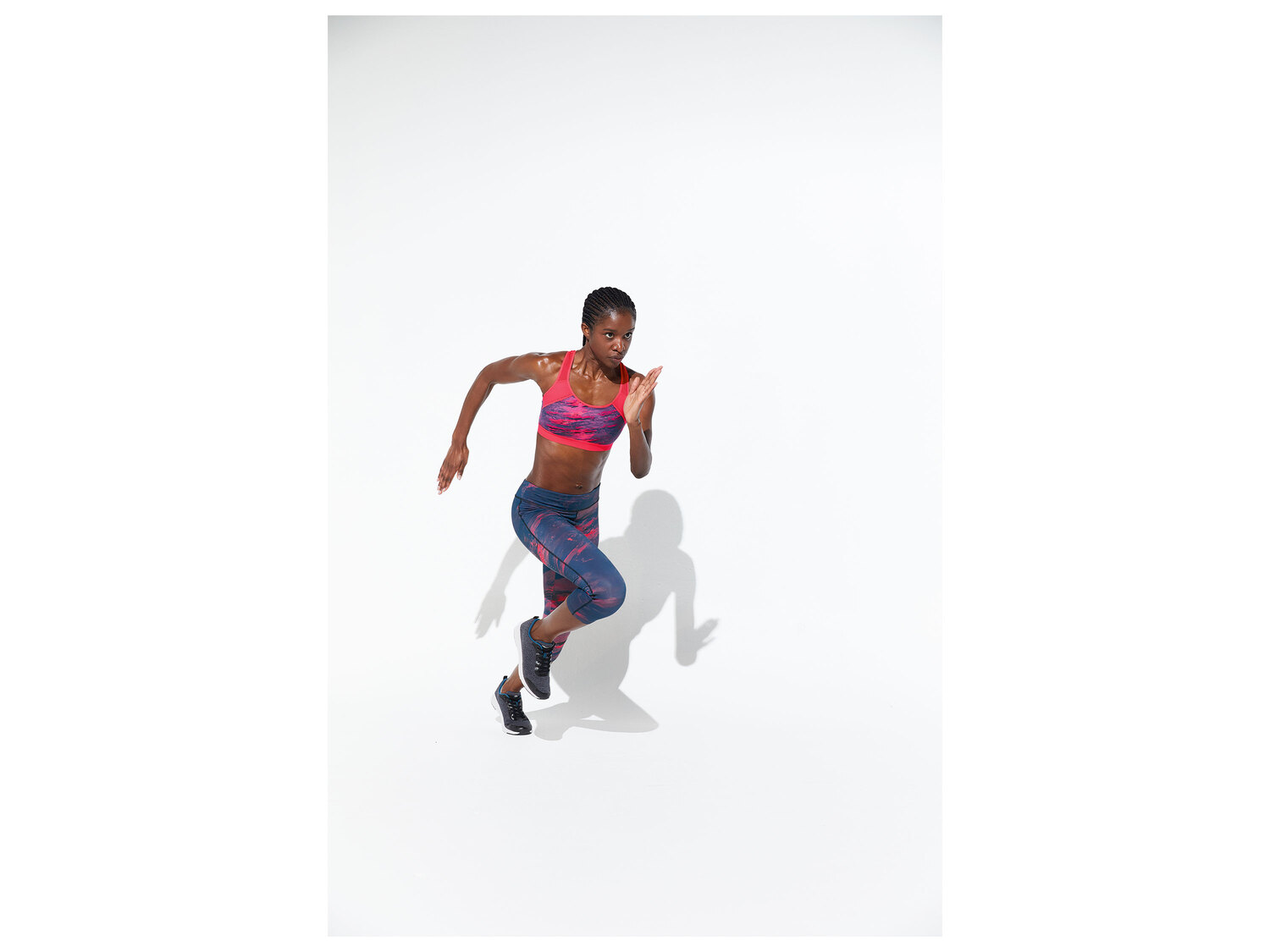 Brassière de sport , le prix 6.99 €
- 90A, 90B, 95B, 95C et 100B selon modèle
- ...