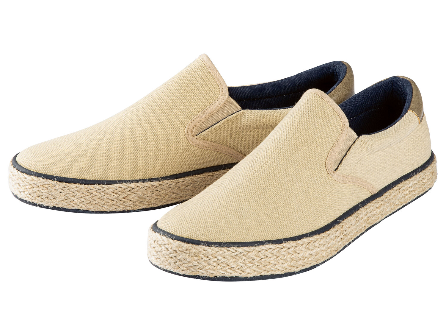Chaussures en toile , le prix 9.99 €
- Du 41 au 45 selon modèle
- ...