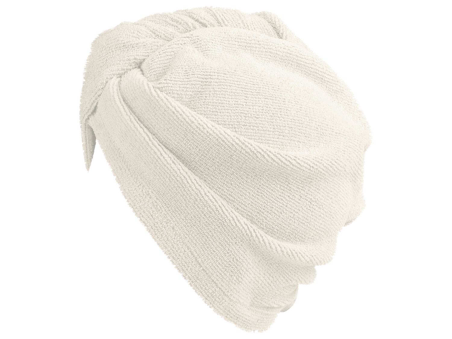 Serviette turban avec bouton , le prix 1.99 €
- Ex. 90 % polyester et ...