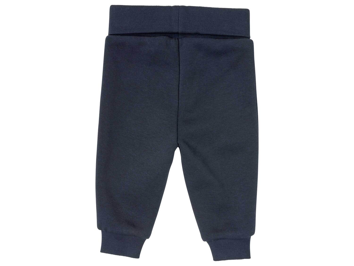 Ensemble jogging bébé en coton bio , le prix 8.99 €
- Du 2-6 mois au 12-24 ...