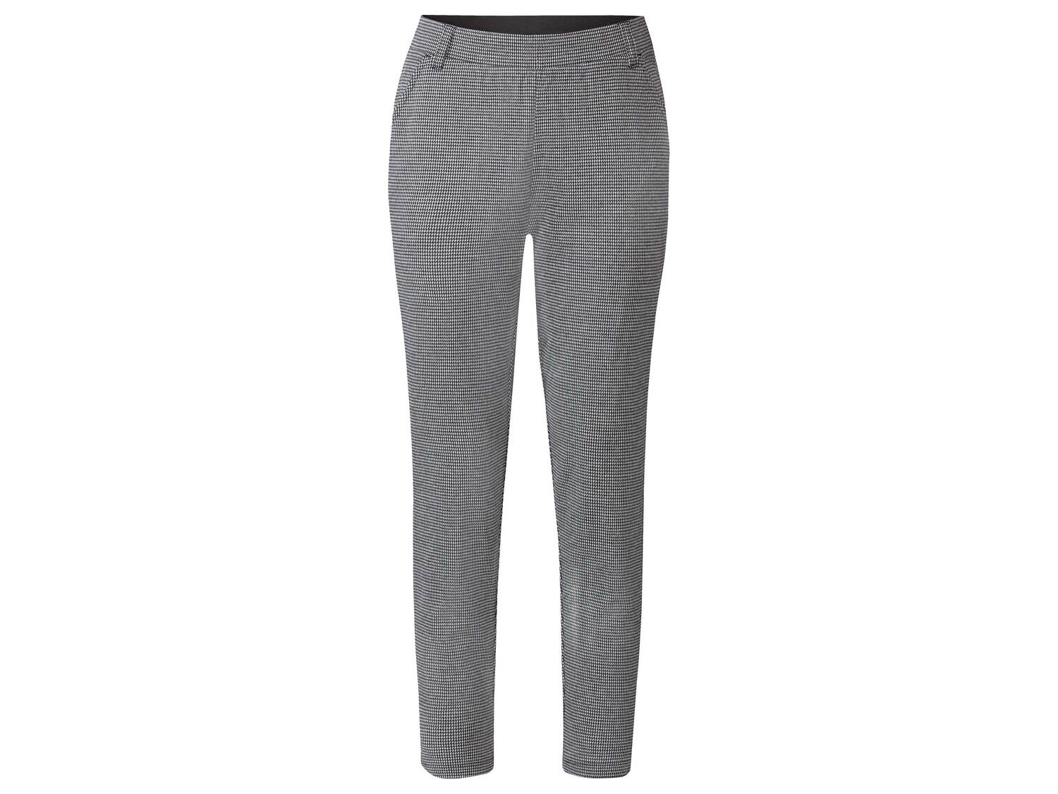 Pantalon , le prix 8.99 €
- Du S au XL selon modèle
- Ex. 86 % polyester, ...