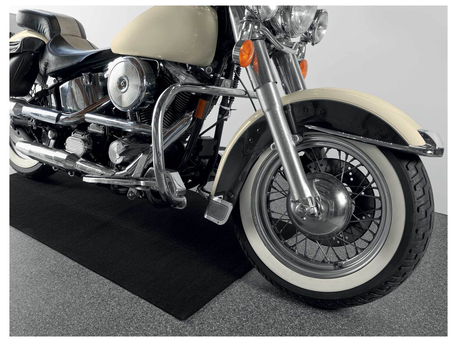 Tapis de sol pour garage , le prix 9.99 €
- Env. 150 x 76 cm (L x l)
Caractéristiques
- ...