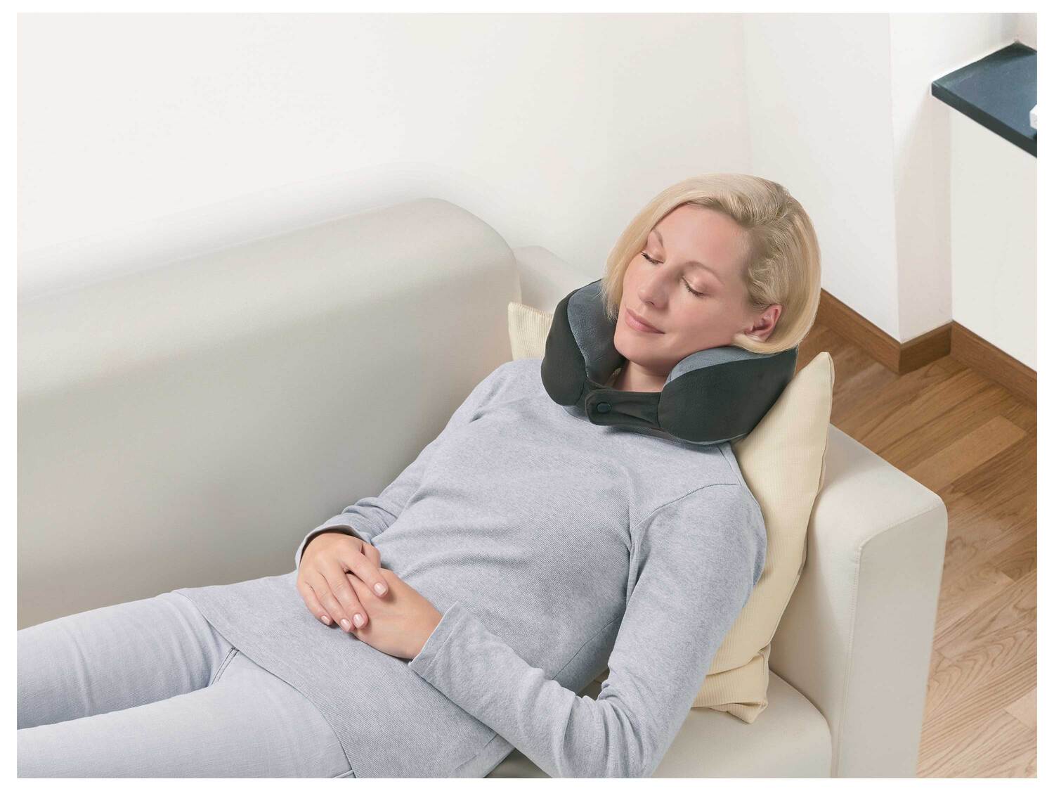 Coussin de massage rechargeable , le prix 19.99 €
- Pour détendre et décontracter ...
