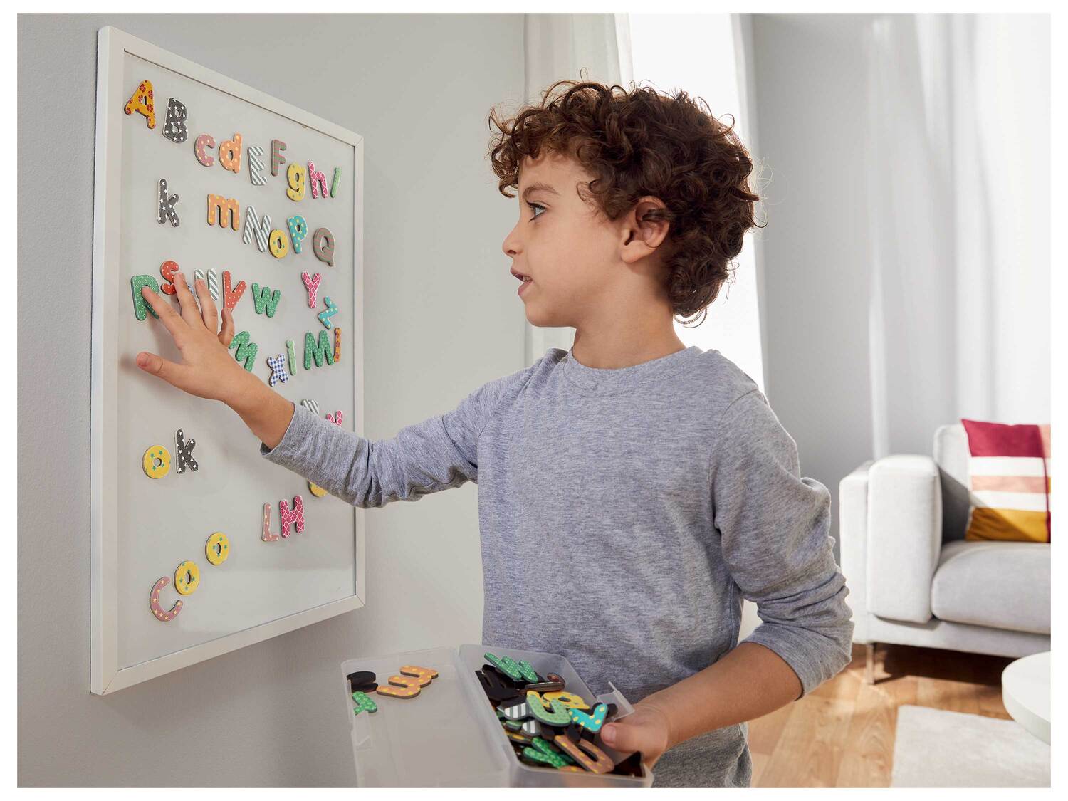 Alphabet aimanté ou chiffres et symboles aimantés chez , le prix 3.99 € ...