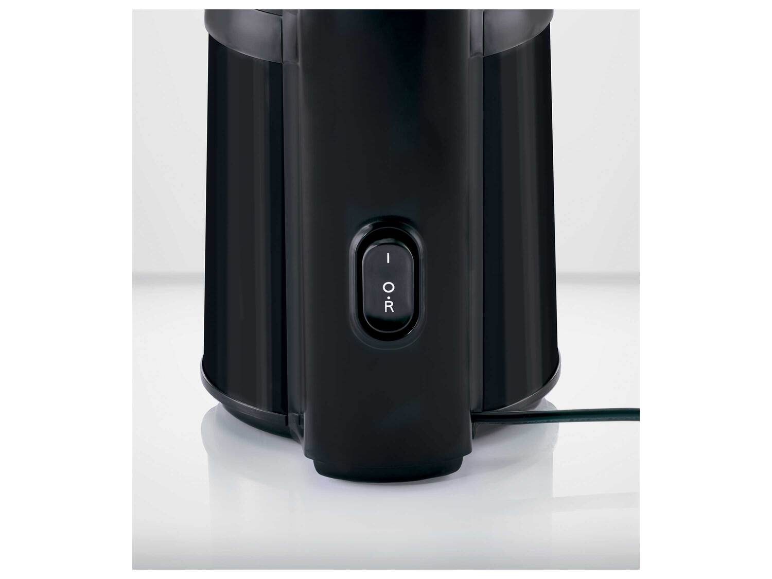 Extracteur de jus , le prix 59.99 €
- 300 W
- Env. 60 tr/min
- Extracteur ...