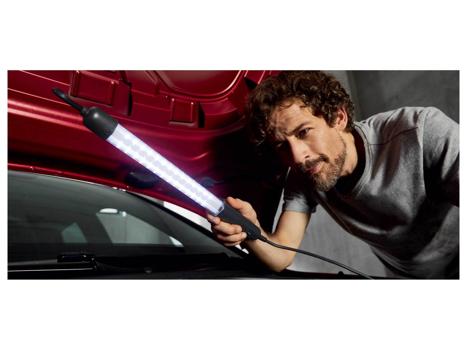 Baladeuse à LED avec lumière UV , le prix 9.99 €
- 400 lm
- Positionnable ...
