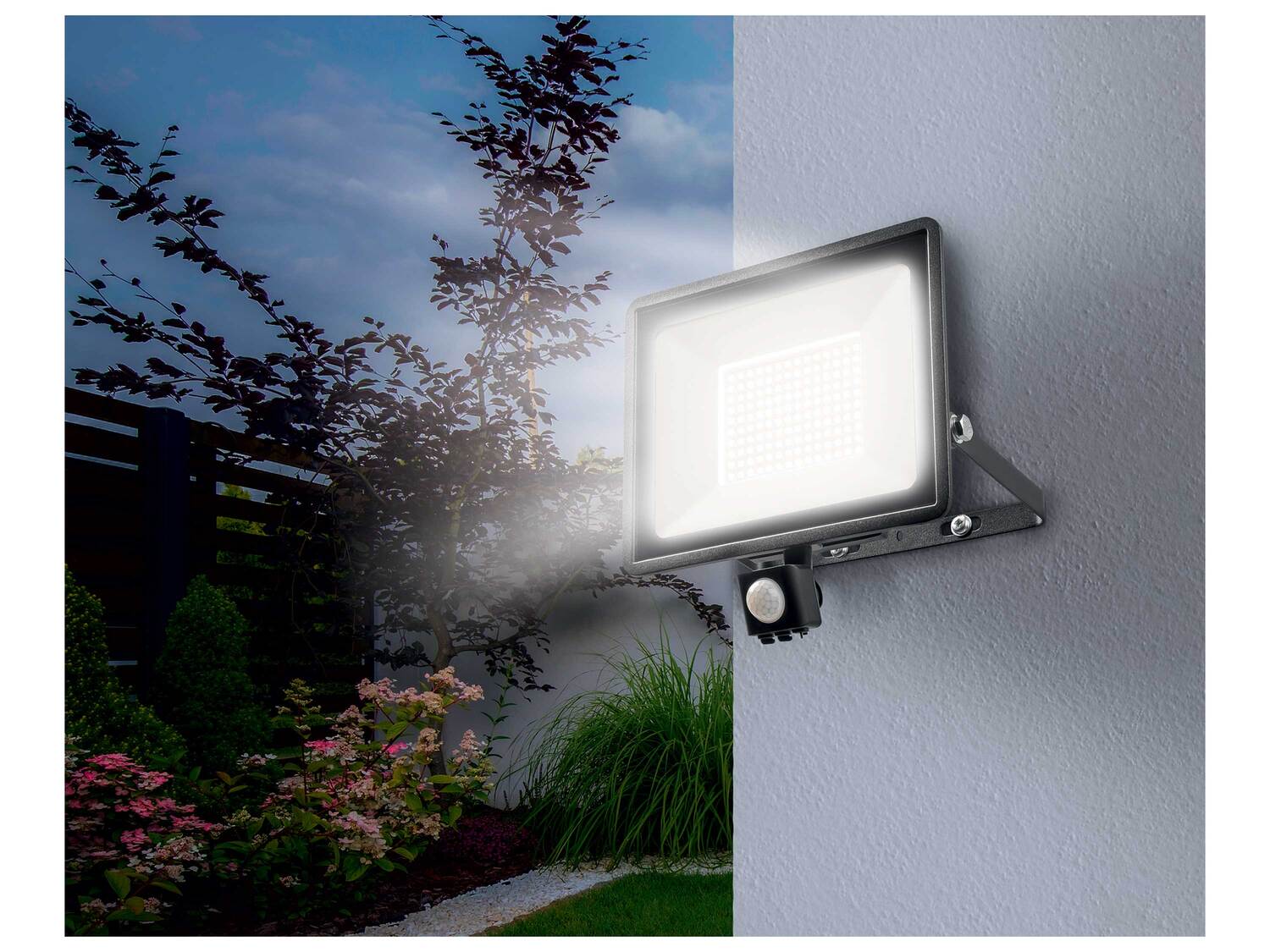 Projecteur extérieur LED , le prix 22.99 €
- 10 000 lm - 100 W
- Durée ...
