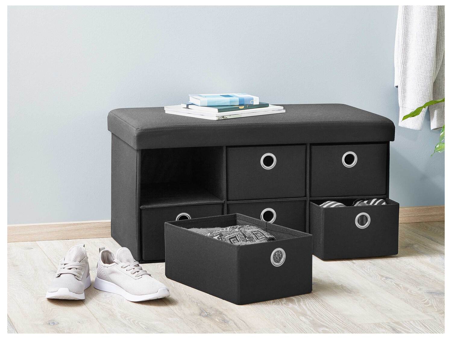 Banc coffre , le prix 29.99 €
- Env. 76 x 38 x 38 cm (L x l x h)
- Env. ...