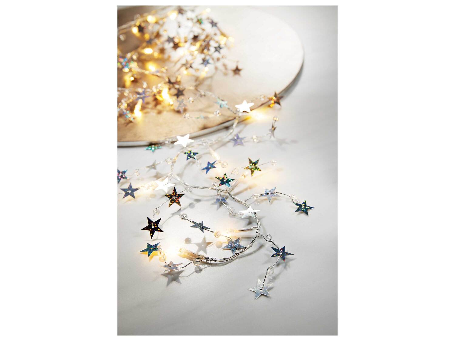 Guirlande lumineuse à LED , le prix 4.99 €
- Env. : 1,7 m
- 20 LED basse ...