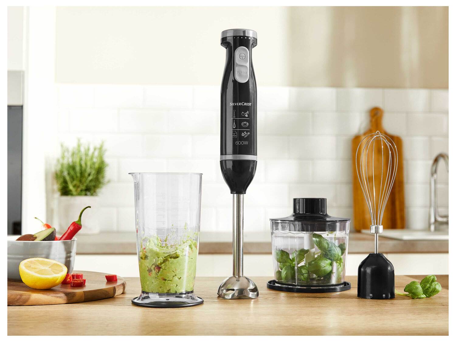 Mixeur plongeant , le prix 22.99 €
- 600 W
- 3 en 1 : pour mélanger, mixer ...