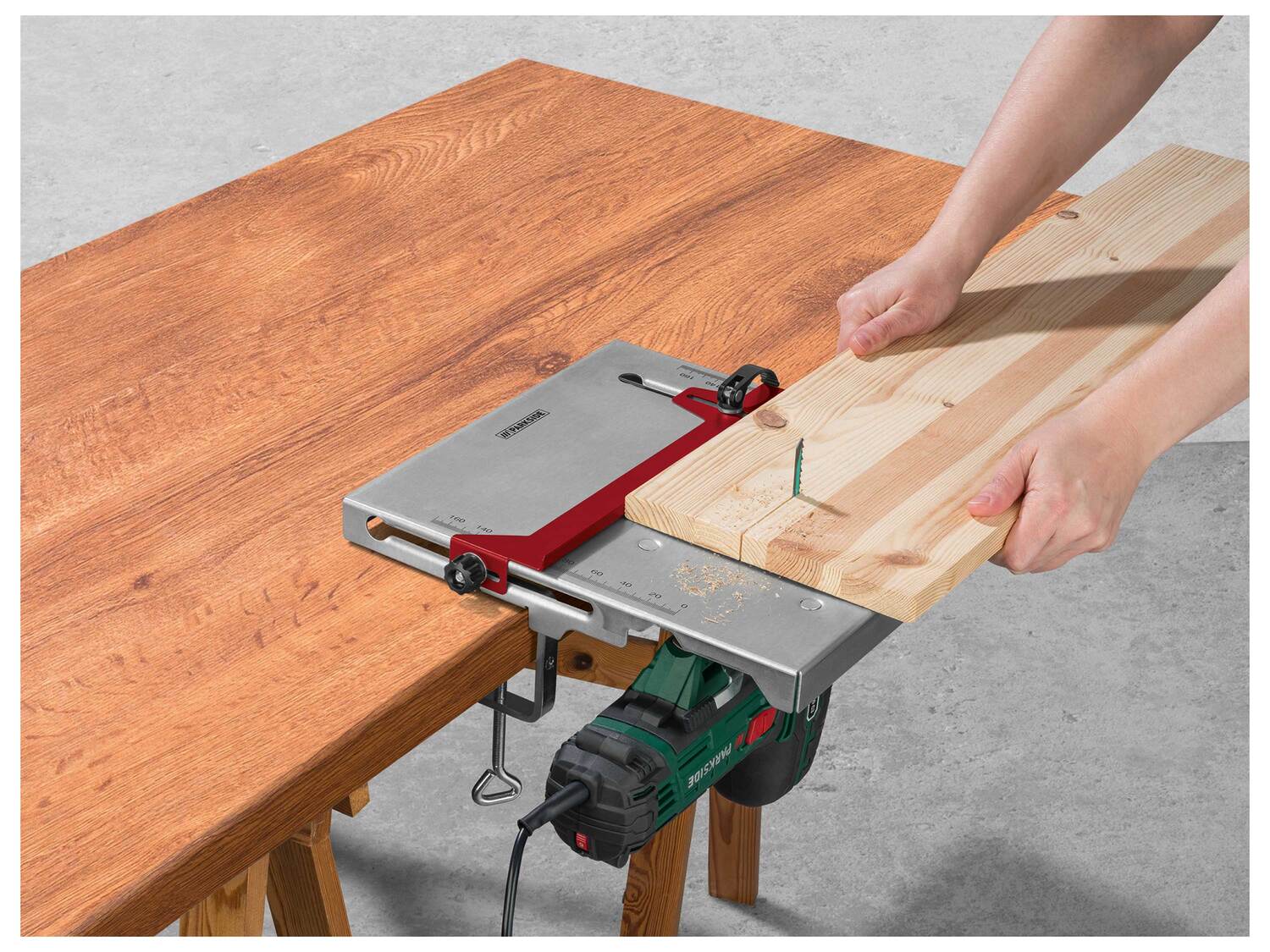 Table de scie sauteuse , le prix 17.99 €
- Env. 32 x 30 cm
- En acier galvanisé
- ...