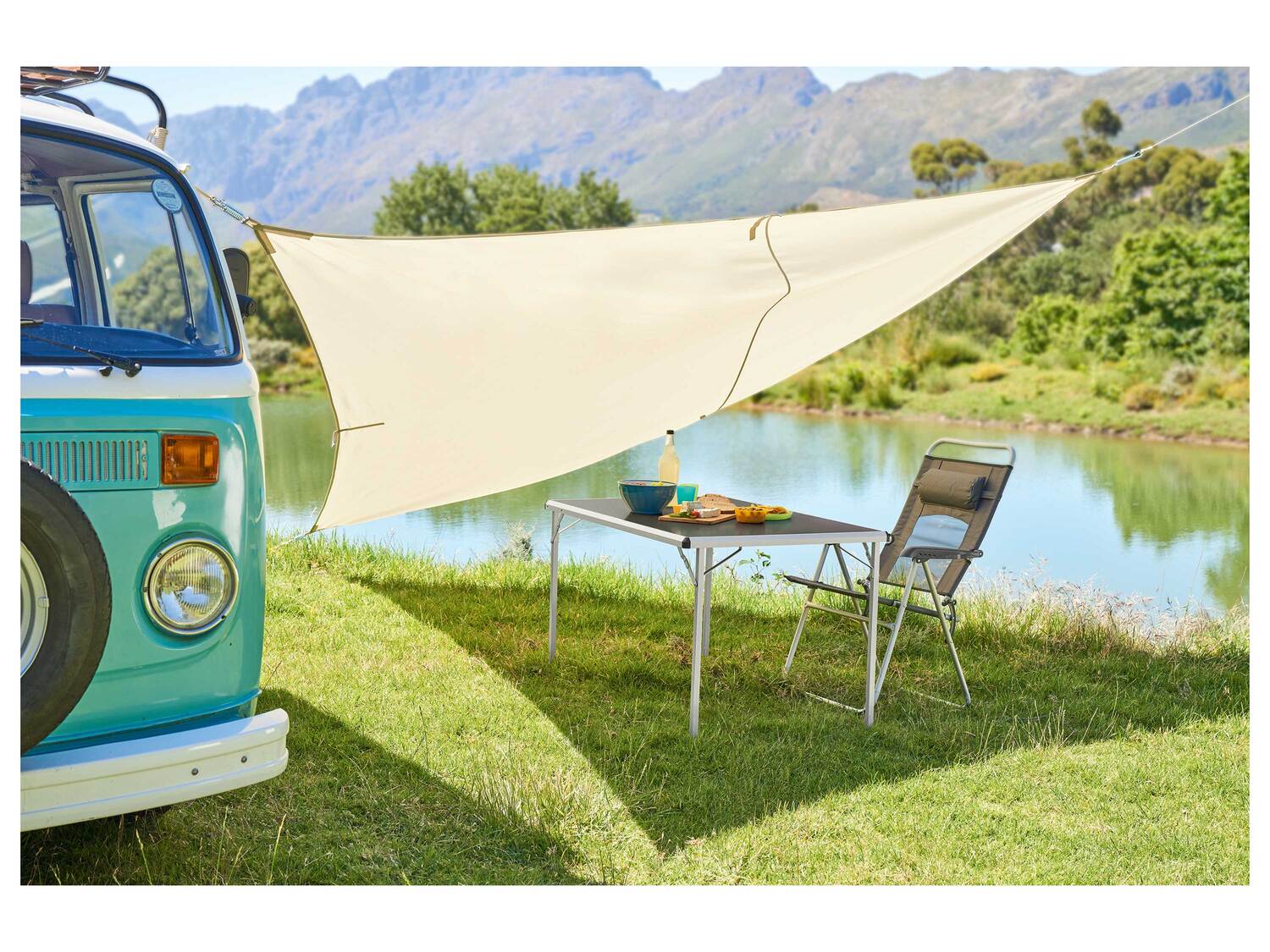 Chaise de camping pliante , le prix 34.99 €
- 110 kg max.
- Dossier réglable ...