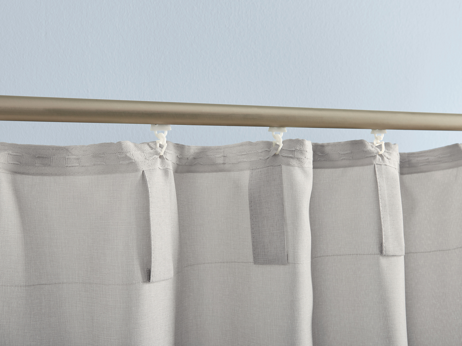 Rideaux occultants , le prix 14.99 €
- Lot de 2
- Env. 135 x 254 cm
- 2 posssibilités ...