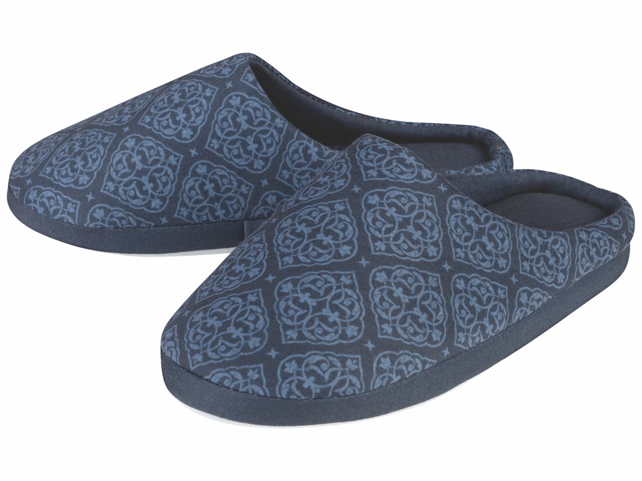 Pantoufles , prezzo 4.99 EUR 
Pantoufles 12 
- Du 36/37 au 40/41 selon mod&egrave;le
- ...