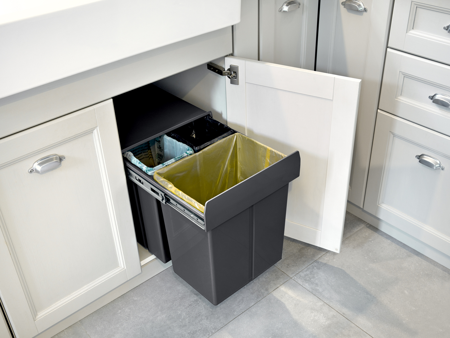 Poubelle de tri sélectif encastrable , le prix 49.99 €
- Env. 34 x 48 x 41,8 ...