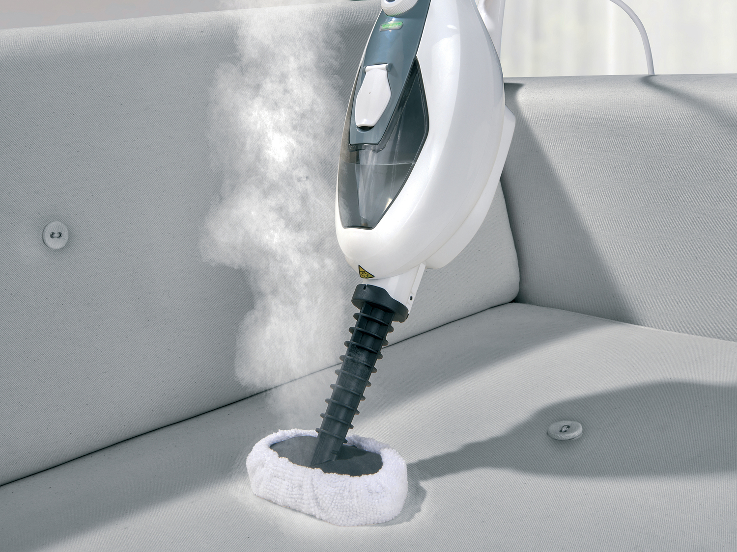 Balai vapeur et nettoyeur vapeur 2 en 1 , le prix 44.99 €
- 2 en 1 : NETTOYEUR ...
