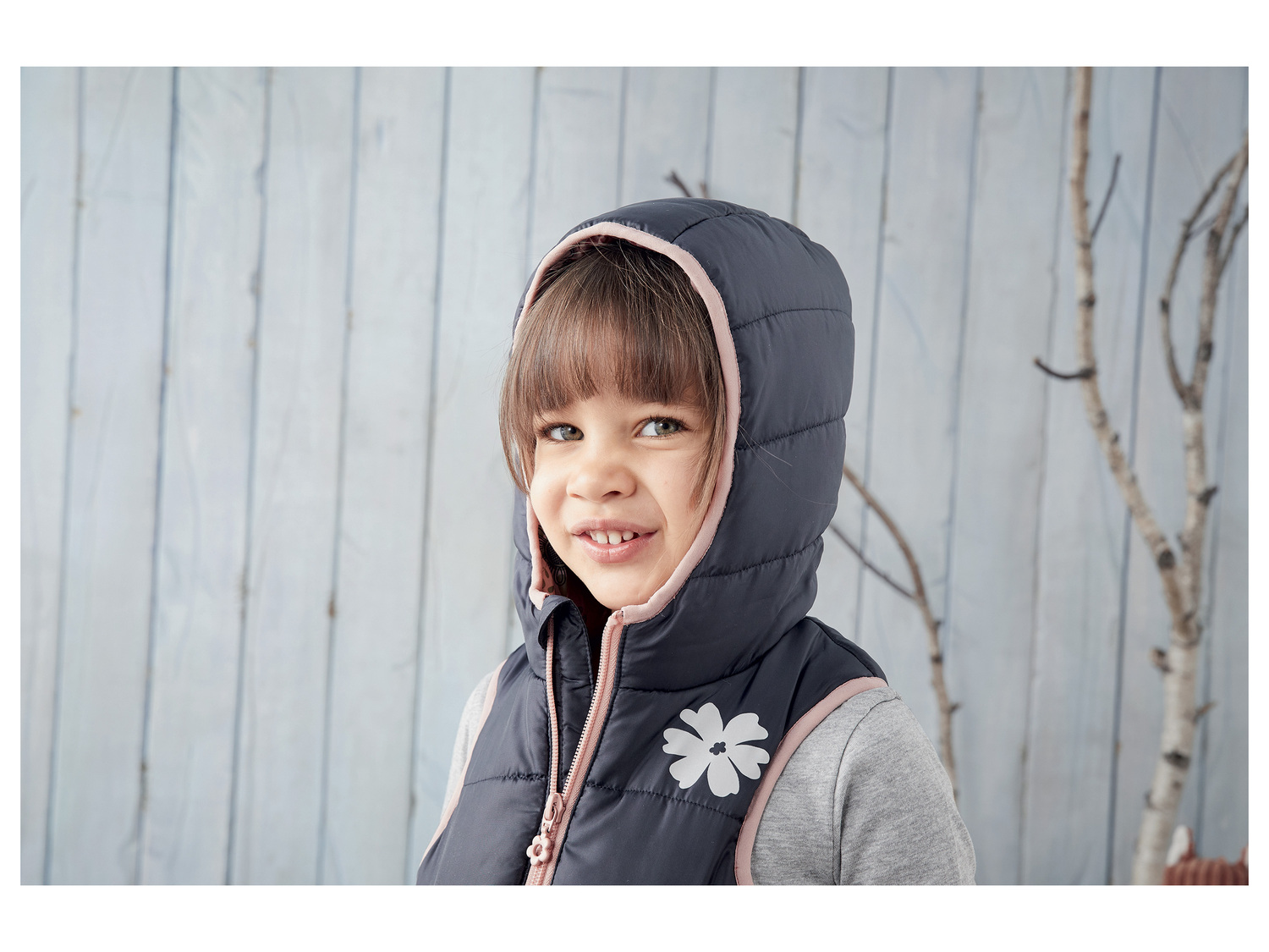 Doudoune sans manches fille , le prix 8.99 €
- Du 12/18 mois au 5/6 ans selon ...