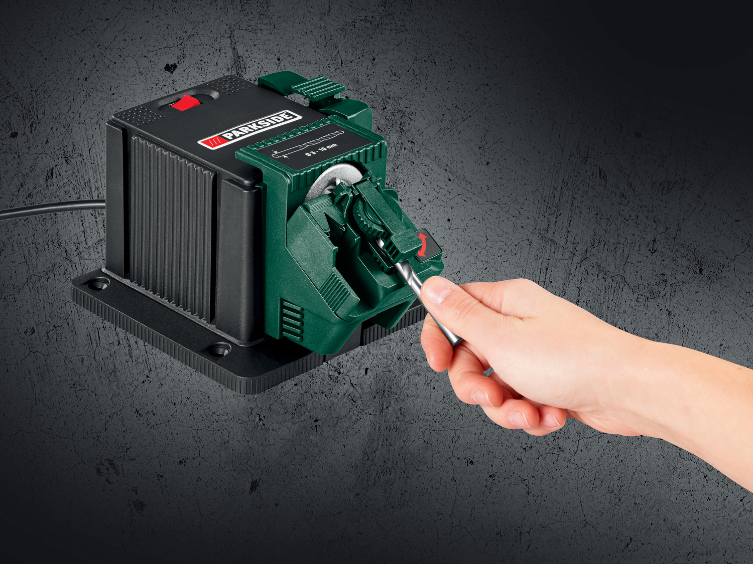 Affûteuse Parkside, le prix 19.89 €
- 65 W
- Angle d’affûtage réglable ...